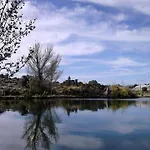 Cacador Homestay Vila Cha de Braciosa