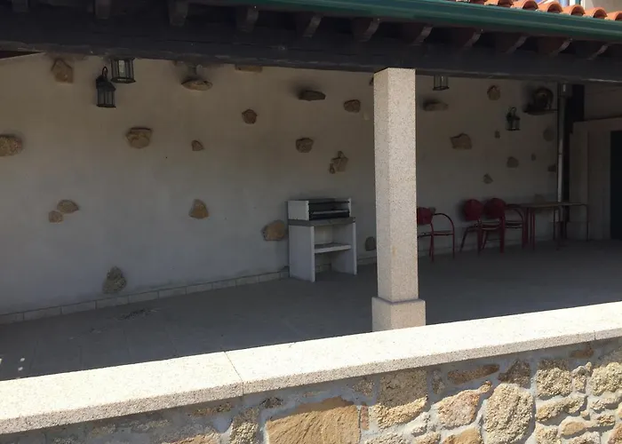 Alloggio in famiglia Cacador Vila Cha de Braciosa